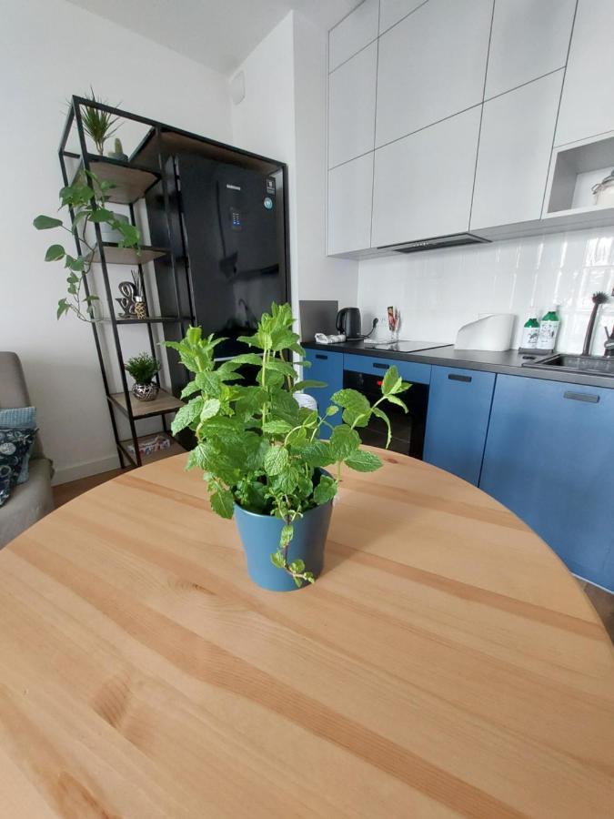 Apartament Zajezdnia Wrzeszcz Apartment กดัญสก์ ภายนอก รูปภาพ
